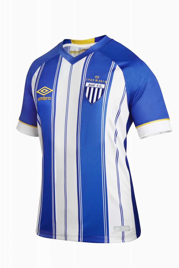 Novo uniforme do Avaí tem feito sucesso nas redes sociais