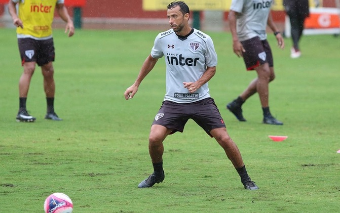 Recém-contratados, Nenê e Tréllez fazem primeiro treinamento no São Paulo