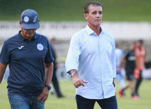 Treinador completa 51 jogos na elite paulista com o São Bento