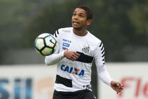 Paulistão: David Braz perde contato com Lucas Lima, mas nega conflito: 'Vou zuar ele'