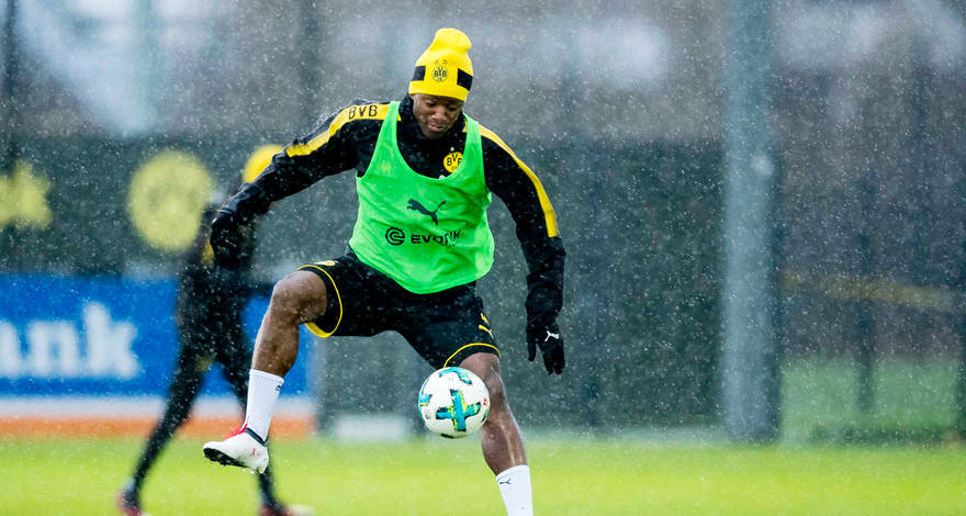 Alemão: Borussia Dortmund contrata Batshuayi, logo após saída de Aubameyang