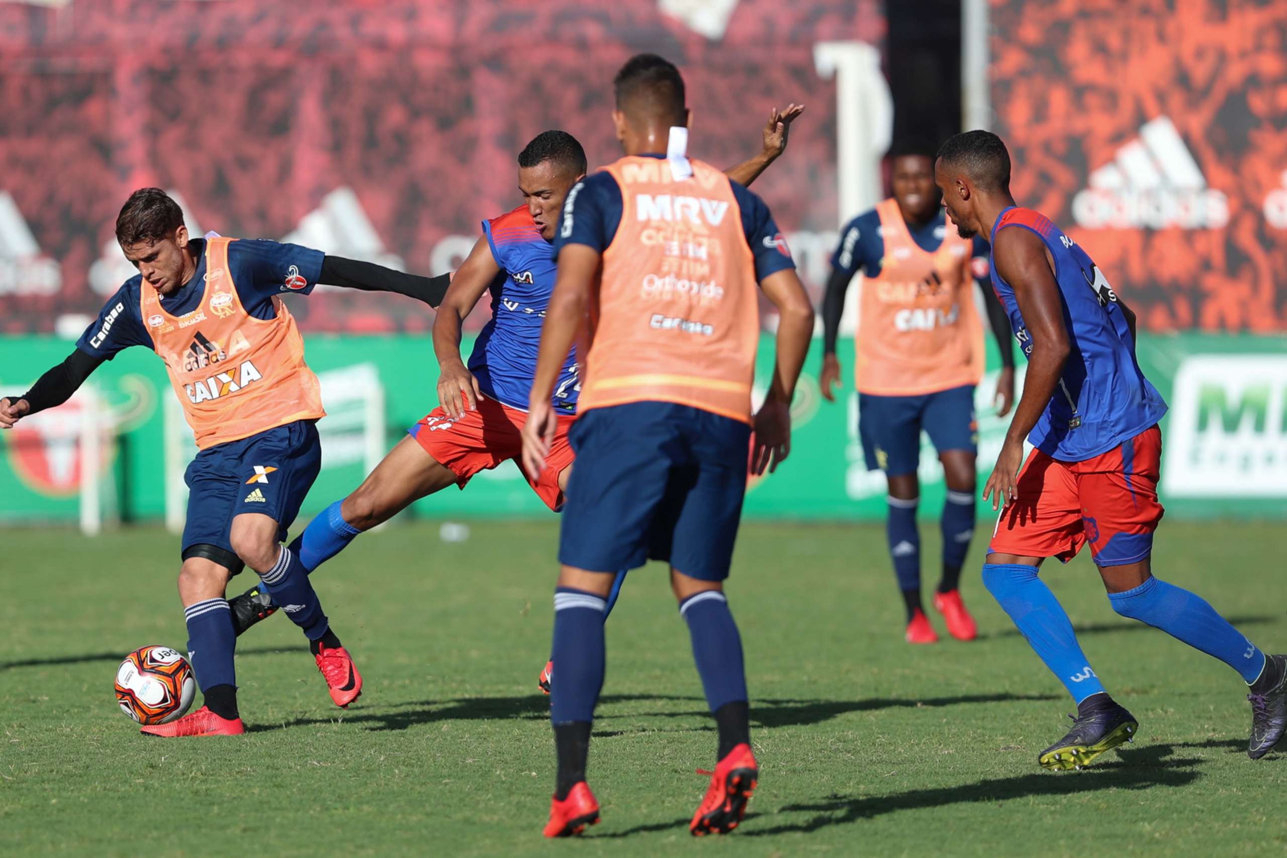 Carioca: Sem Julio Cesar e com time mesclado, Flamengo vence o Bonsucesso em jogo-treino