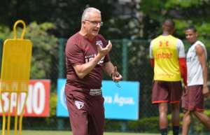 Paulistão: Dorival reclama de calendário e pede paciência à torcida do São Paulo