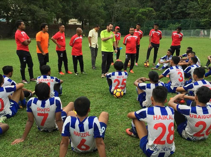 Tarcísio Pugliese acredita no elenco para fazer o Felcra campeão na Malásia