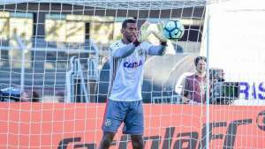 Paulistão: Ponte rescinde com Aranha e caso deve parar na Justiça