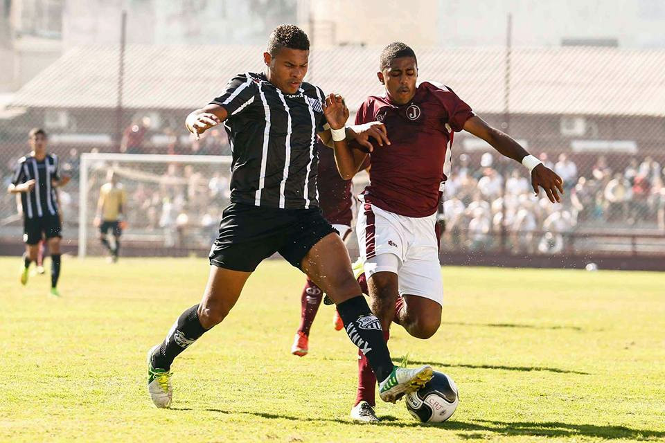 Herói na Copa do Brasil, Juliano almeja titularidade no Bragantino