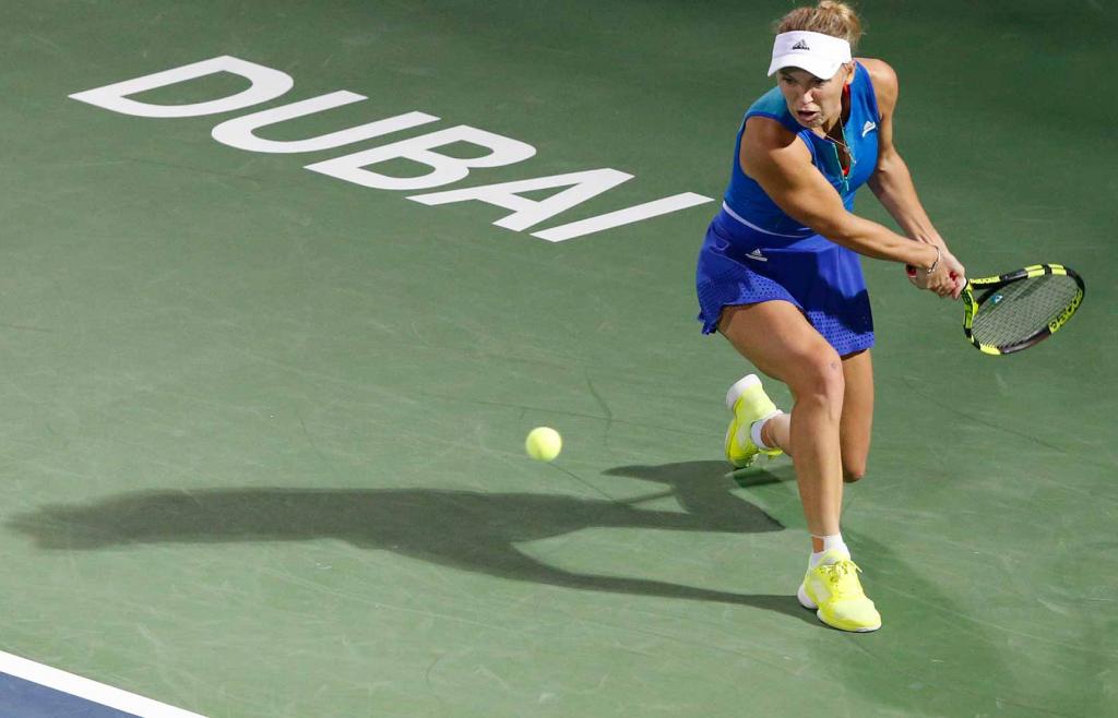 Tênis: Após título e volta ao topo do ranking, Wozniacki estreia com vitória na Rússia