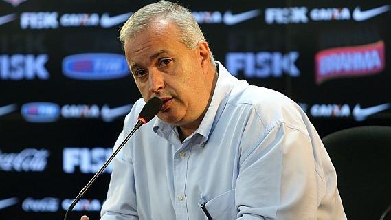 Roberto de Andrade passou por momentos complicados no Corinthians, como a tentativa de impeachment contra ele (Foto:Divulgação)