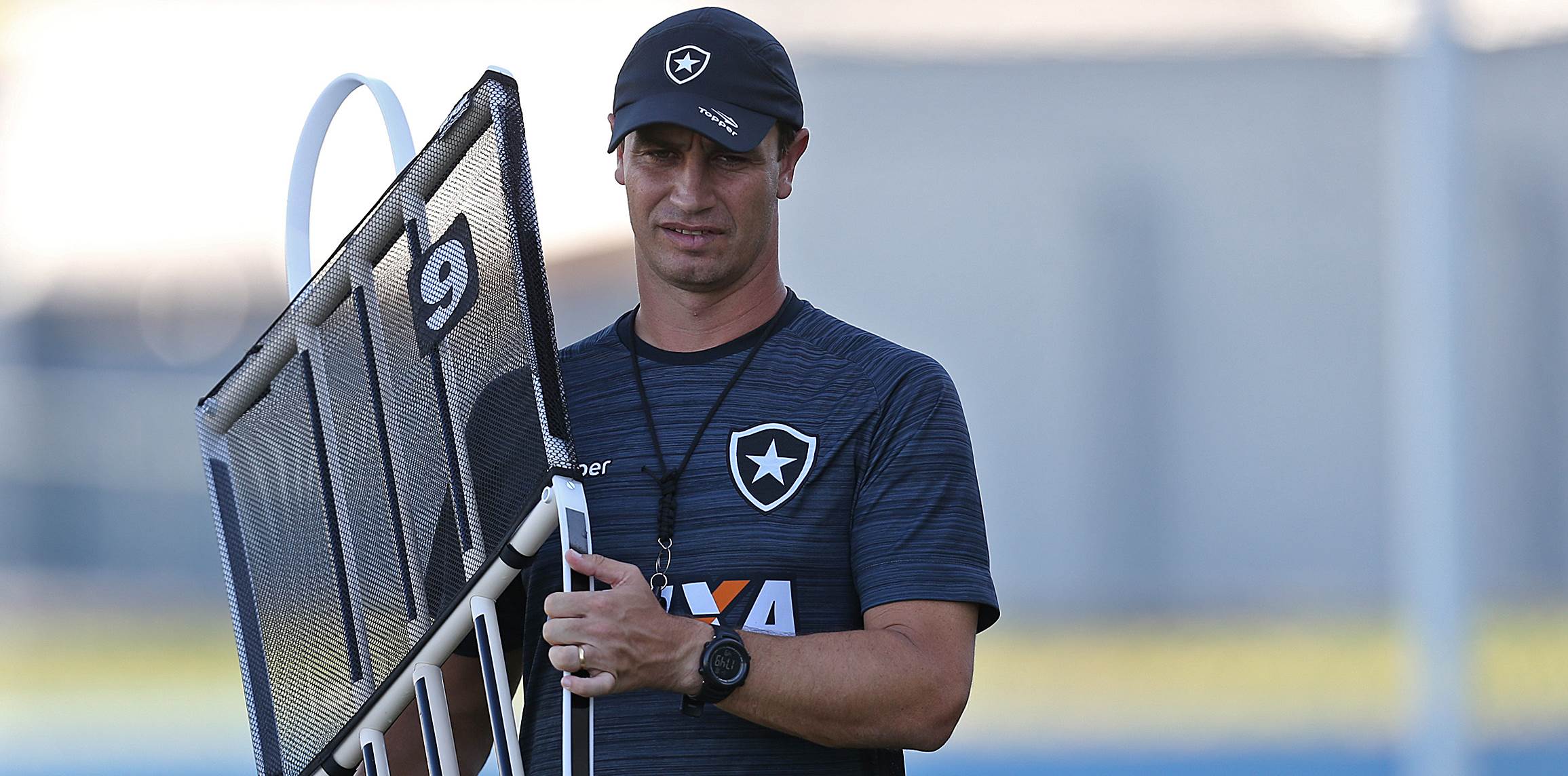 Carioca: Felipe Conceição relaciona Kieza e celebra disputa no ataque do Botafogo