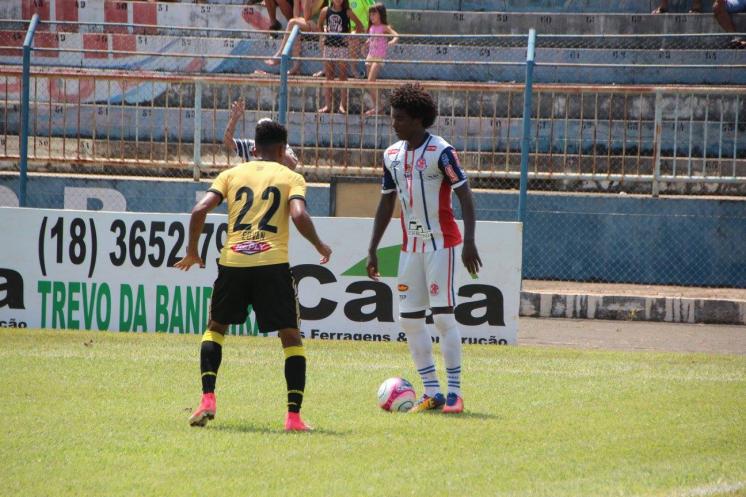 Penapolense busca vitória para igualar pontuação do Oeste (Foto: Silas Reche / CAP)