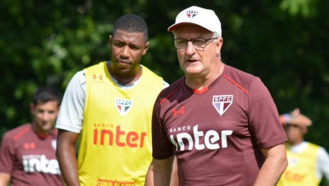 São Paulo sofre, mas se classifica na Copa do Brasil após empate com Madureira