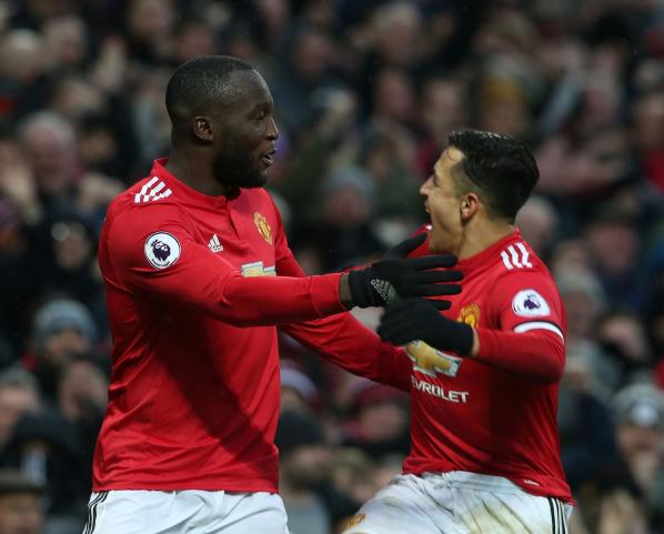 Lukaku e Alexis Sánchez marcaram os gols do Manchester United 