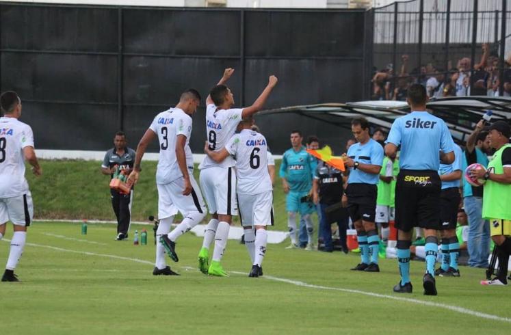 Com nove gols, Matheus é o artilheiro do Brasil em 2018 (Foto: Andrei Torres / ABC) 