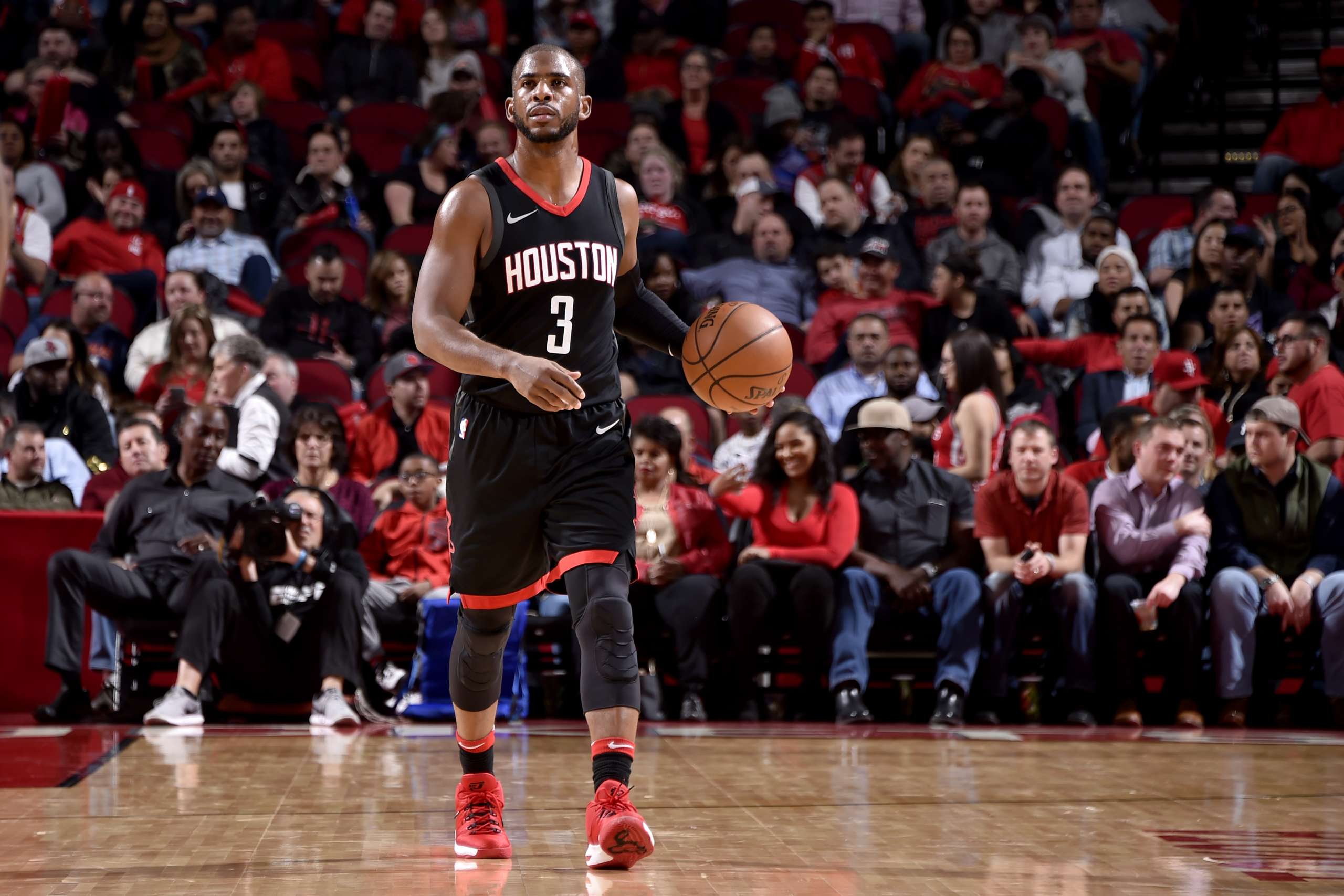 Basquete: Chris Paul brilha e Rockets atropela o Cavaliers; Warriors cai para o Nuggets