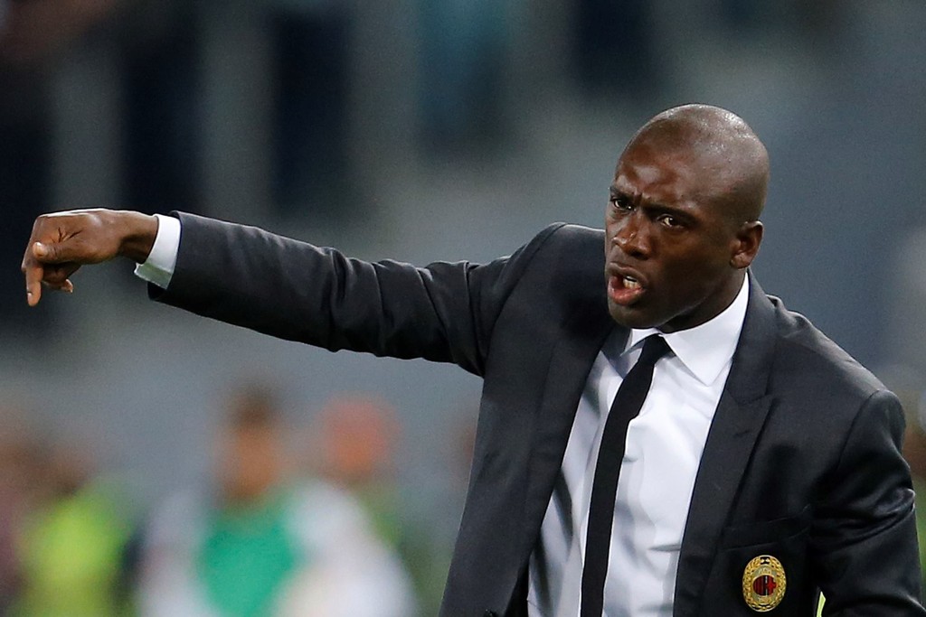 Espanhol: Após negociar com o Atlético-PR, Seedorf vai treinar o La Coruña-ESP