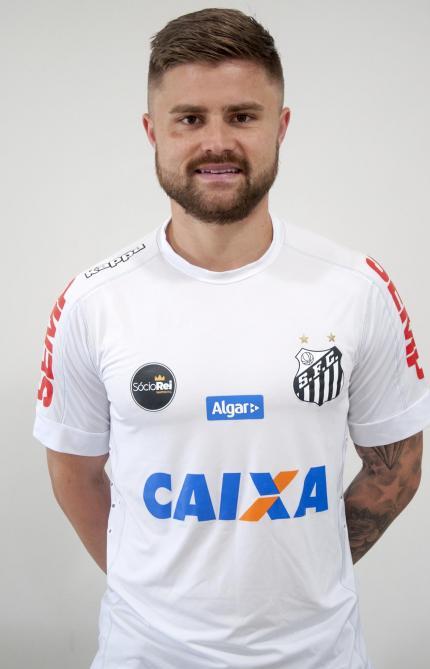 Eduardo Sasha já tem 3 jogos com a camisa do Santos, tendo marcado 1 gol (foto: Santos)