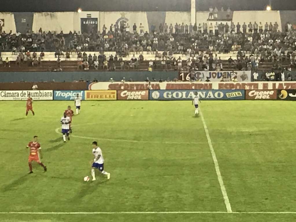 Itumbiara é goleado pelo Anapolina em casa