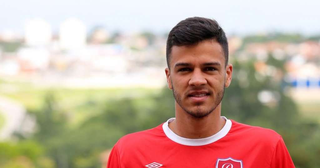 Desportivo Brasil anuncia a chegada do meia atacante Thalis Henrique