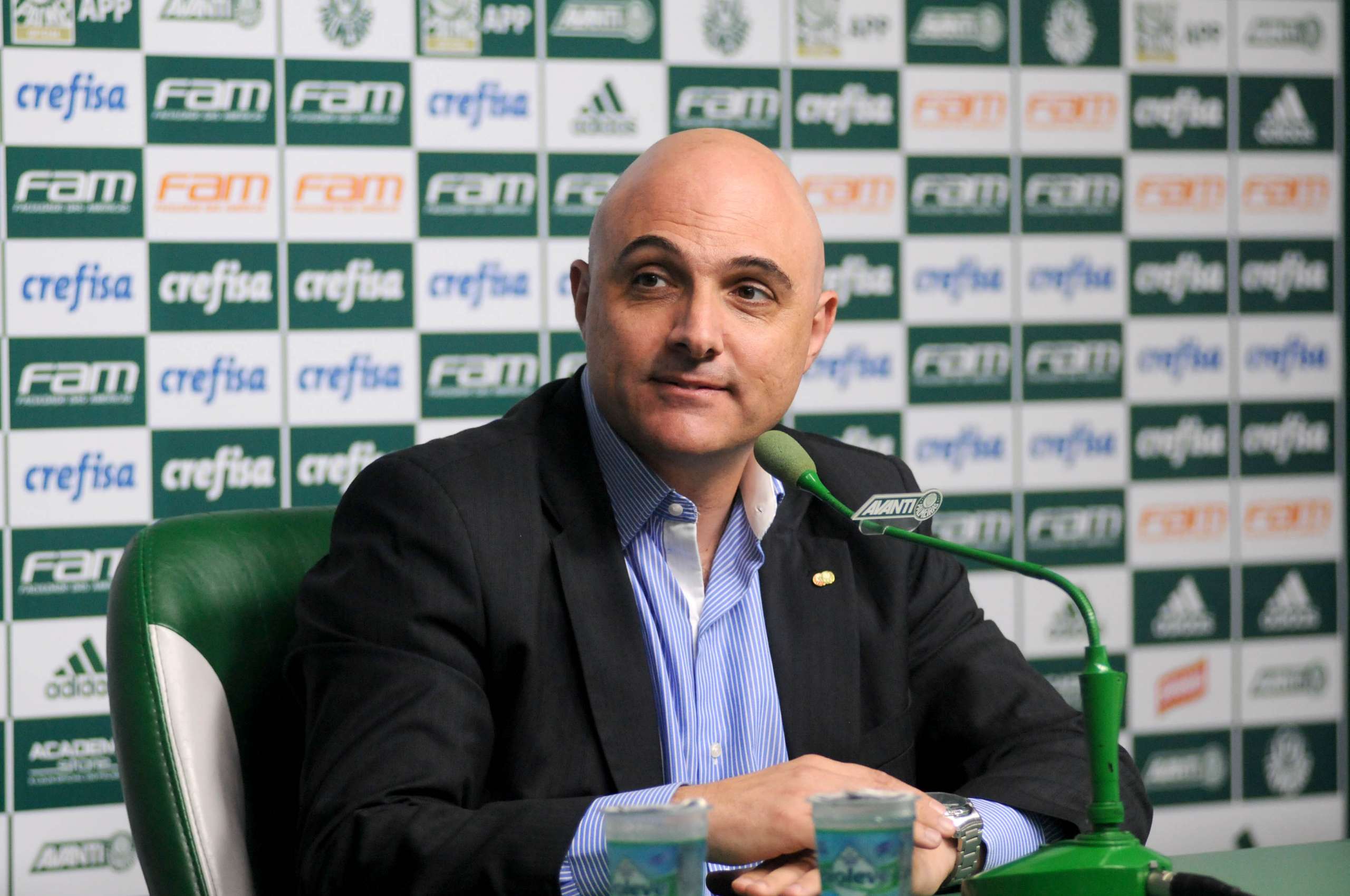 Presidente do Palmeiras lamenta recusa a árbitro de vídeo e deseja propor projeto