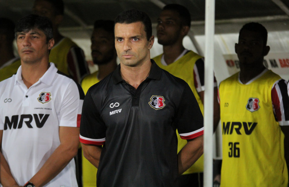 Copa do Nordeste: Júnior Rocha destaca evolução na primeira vitória do Santa Cruz