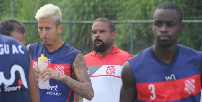 Carioca: Sem lesionados, Bangu chega inteiro fisicamente para pegar o Boavista (FOTO: JOÃO CARLOS GOMES/BANGU)