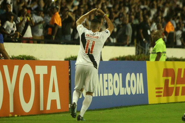 Zé Ricardo exalta bom desempenho do Vasco, mas contém euforia na Libertadores
