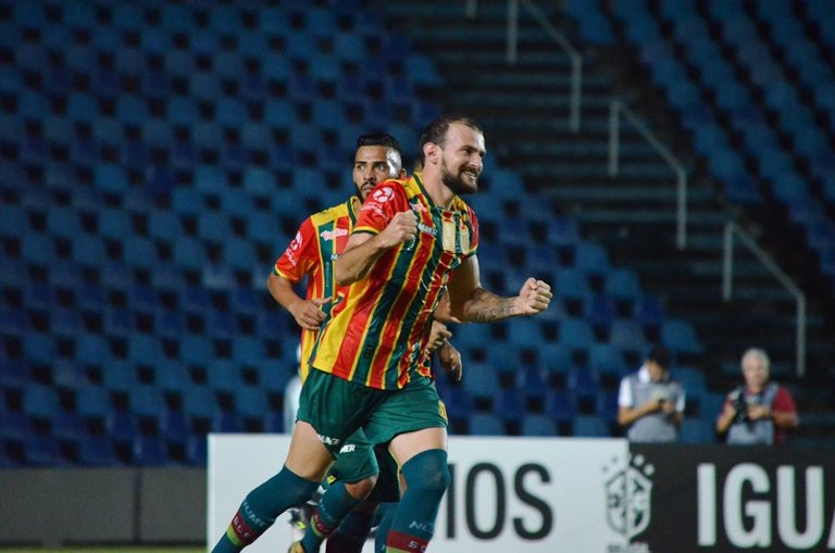 COPA DO NORDESTE: Botafogo-PB segue 100% e Sampaio Corrêa atropela Salgueiro