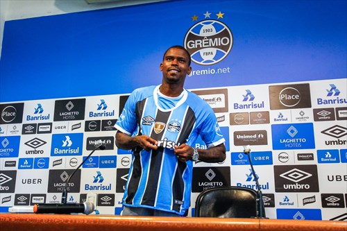 Gaúcho: Com problema muscular, Maicosuel vê chegada ao Grêmio como recomeço