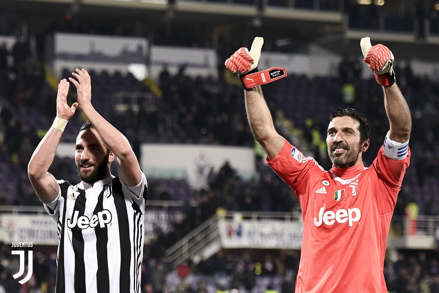 ITALIANO: Juventus ganha da Fiorentina fora de casa e assume ponta provisória