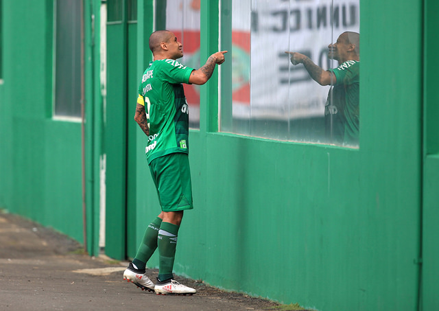 CATARINENSE: Chape derrota Brusque e joga pressão para cima do Figueirense
