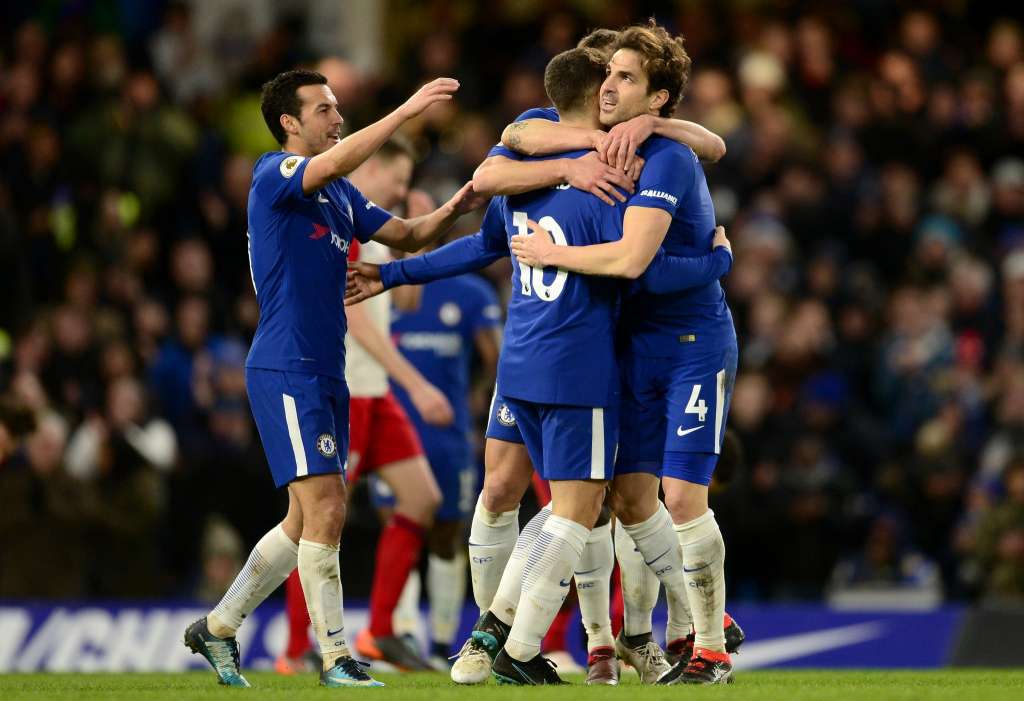 Com 2 gols de Hazard, Chelsea bate lanterna por 3 a 0 e assume 4º lugar
