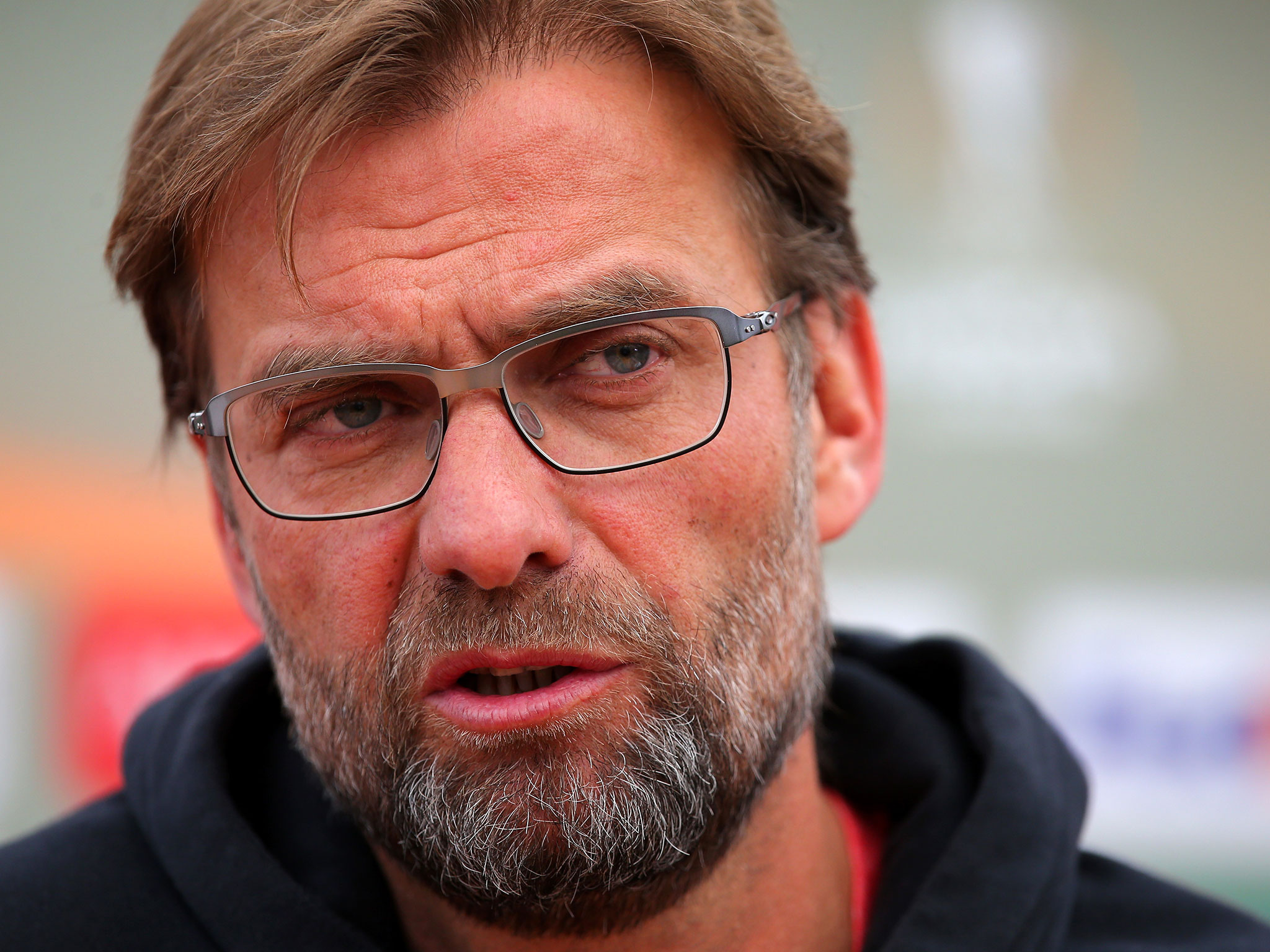 Jürgen Klopp enaltece o Porto e prevê duelo complicado ao Liverpool em Portugal