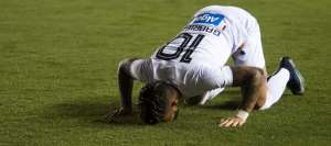 Paulistão: Jair festeja 'batizado' na Vila e diz que Santos aliou performance a resultado