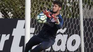 Goleiro do Corinthians é assaltado após derrota para o São Bento