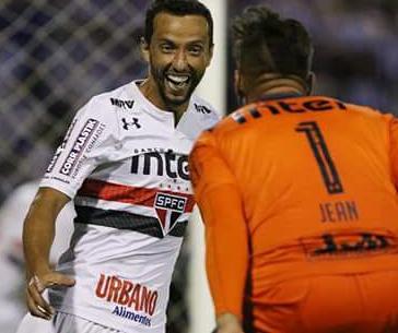 Nenê marcou primeiro gol do São Paulo no Rei Pelé