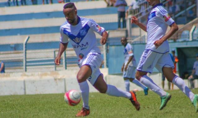 Volante do Olímpia, Diego Alan analisa momento do clube na A3 e prega respeito para jogo com a Matonense (Foto: Divulgação)  
