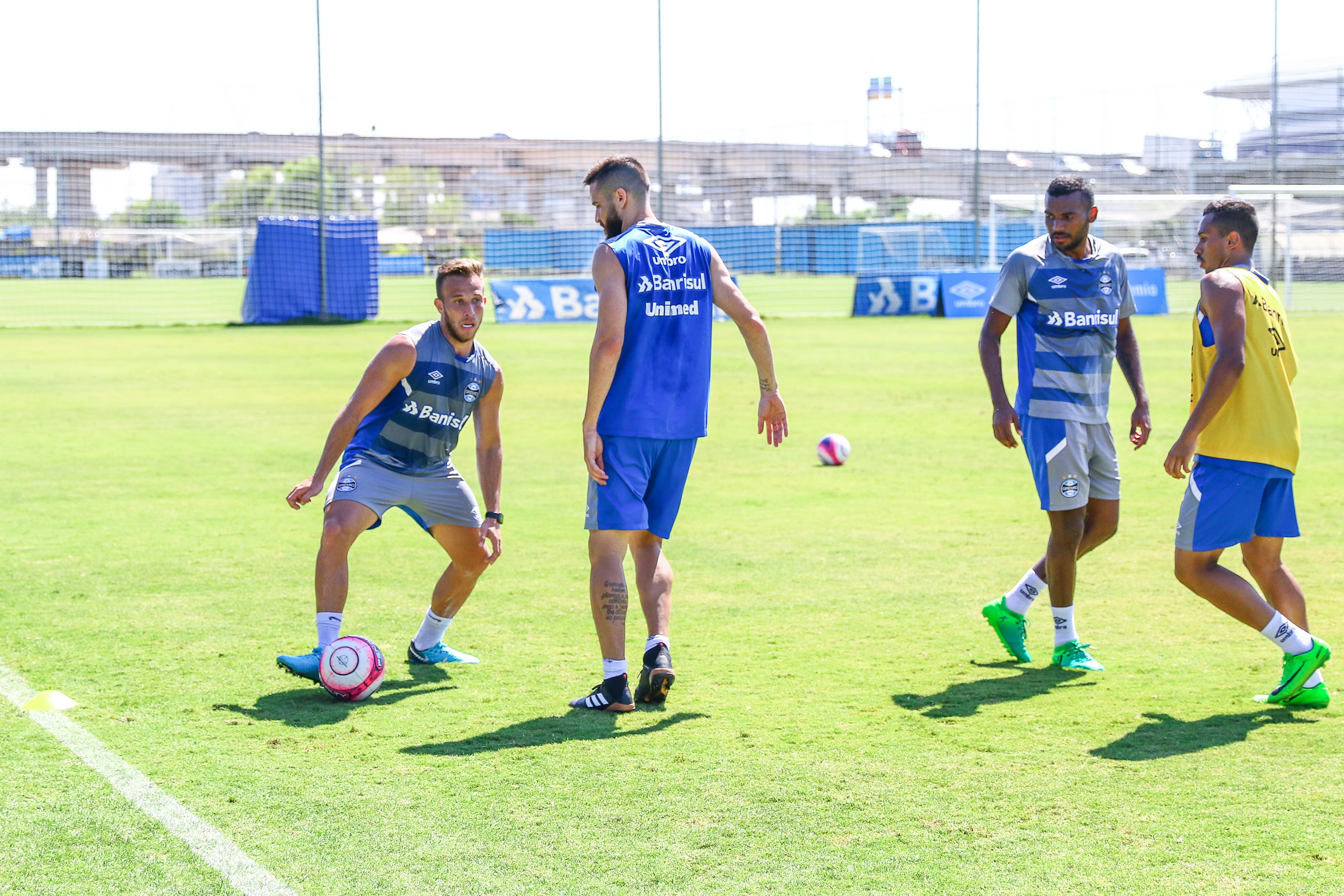 Gaúcho: Arthur segue fora do Grêmio e Jael se lesiona antes de jogo do estadual