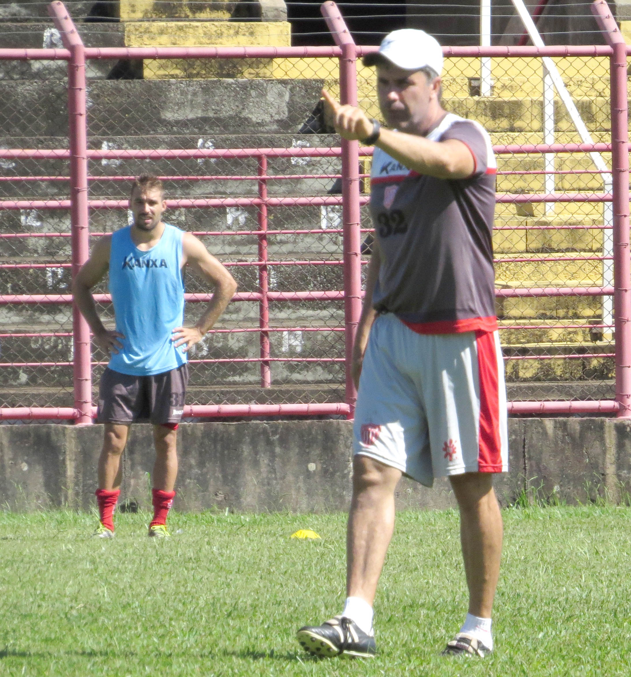 Paulista A3: “Não vamos cair”, diz técnico do Mogi Mirim antes de duelo com o Manthiqueira