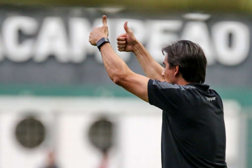 Mineiro: Interino celebra 'resgate da confiança' do Atlético-MG após vitória (Foto: Divulgação/CAM)