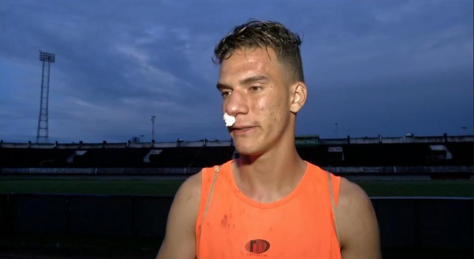 Tadeu Francisco foi agredido covardemente por integrantes do Operário (foto: Reprodução/SporTV) 