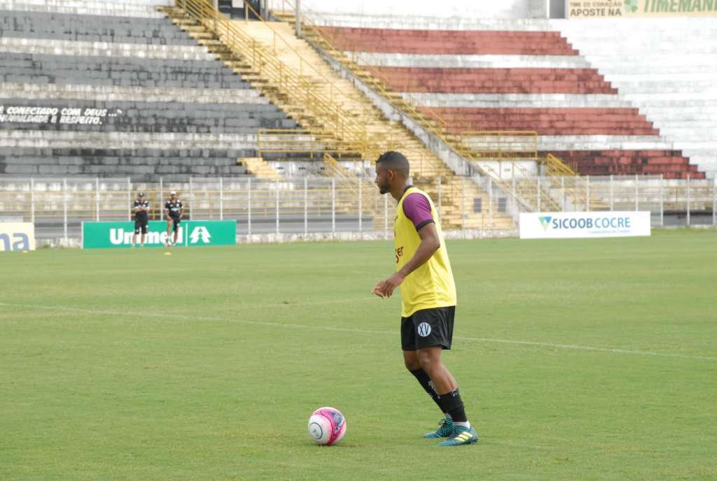 Elenco se reapresenta e inicia trabalhos em semana que antecede confronto diante do Sertãozinho