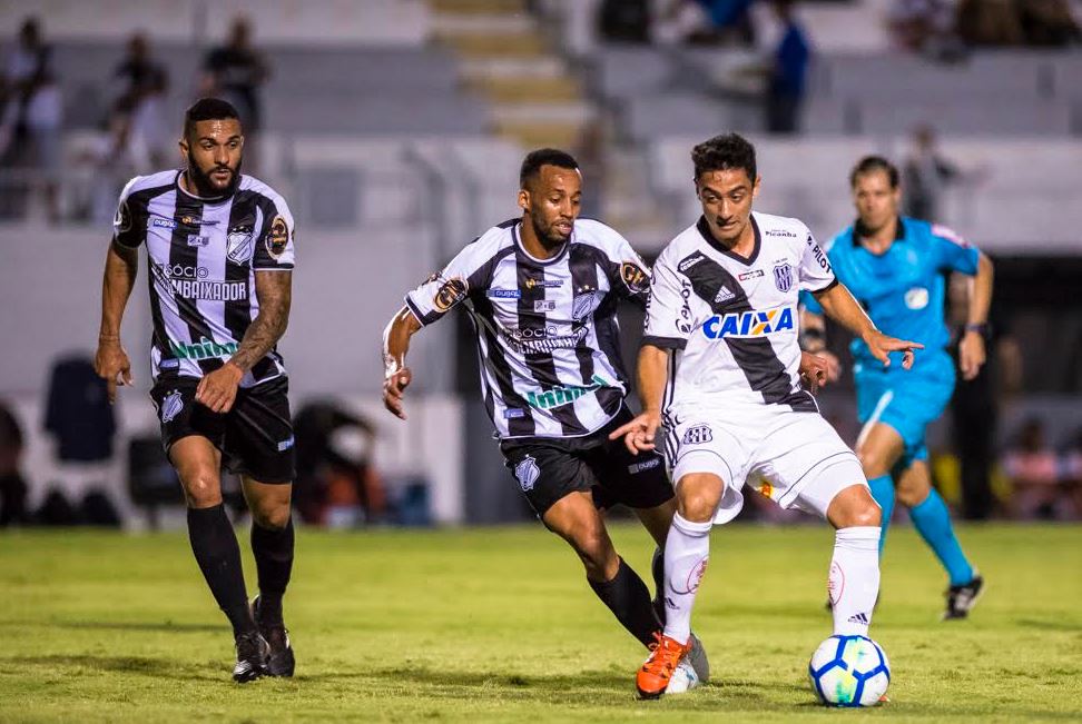 A vitória sobre o time de Limeira foi a primeira da Macaca no Estádio Moisés Lucarelli em 2018 (Fábio Leoni/Ponte Press)