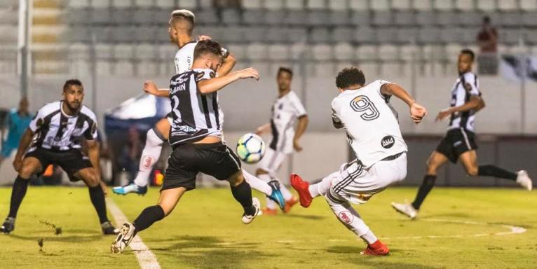 Ponte Preta eliminou outro paulista, a Internacional de Limeira. Foto: Fábio Leoni