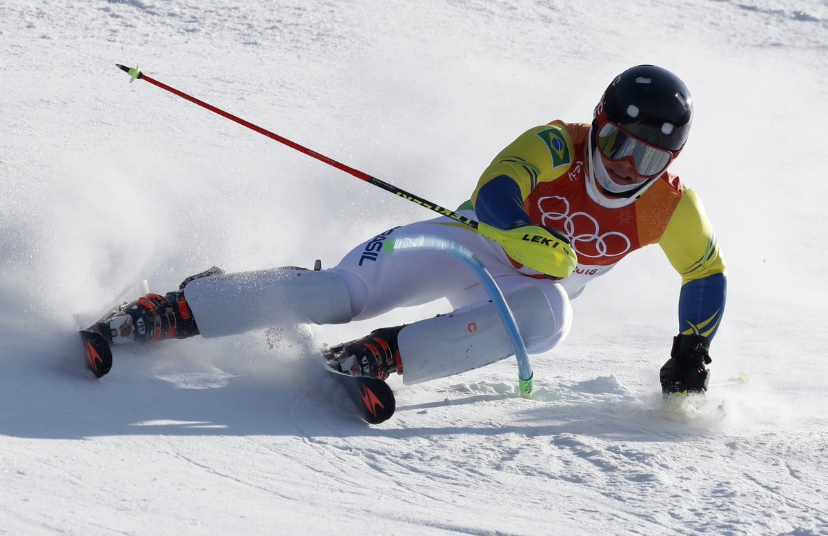 Michel Macedo não conclui slalom especial e encerra participação na Olimpíada