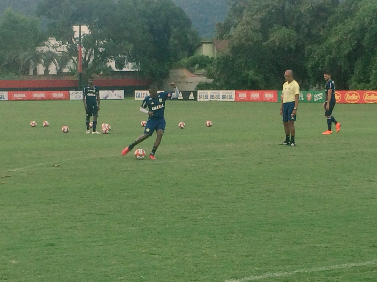 Carioca: Flamengo fecha treino e esconde escalação para clássico com o Fluminense