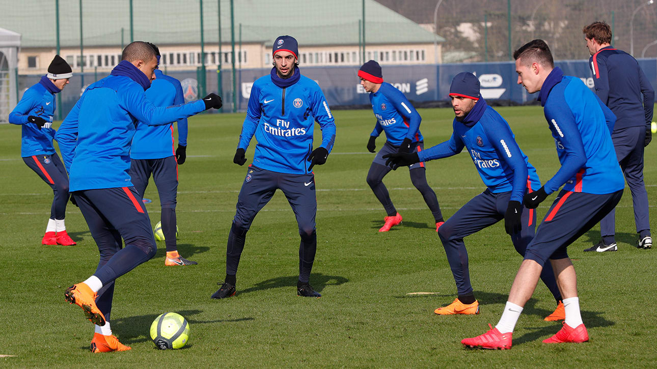 Francês: ‘Sindrome viral’ tira Neymar do treino do Paris Saint-Germain