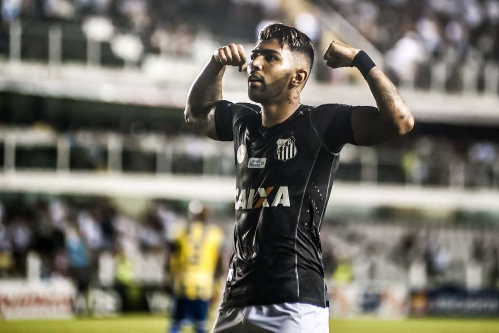 Fora do Santos no clássico, Gabriel reclama de árbitro: 'Tá ficando chato'