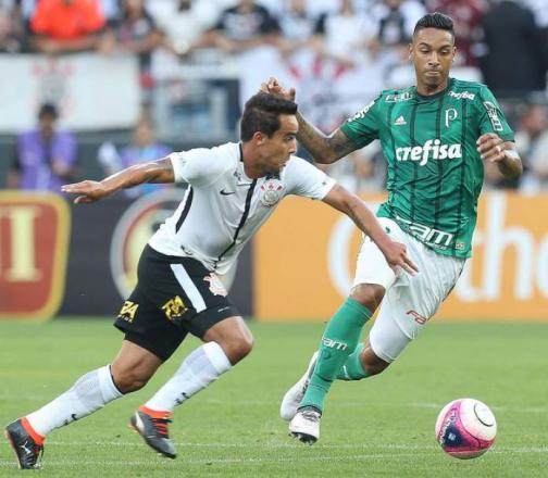 Corinthians quebra a invencibilidade do Palmeiras no Paulistão