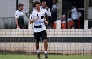 Baixas no domingo, Victor Ferraz, Renato e Copete treinam e devem reforçar o Santos