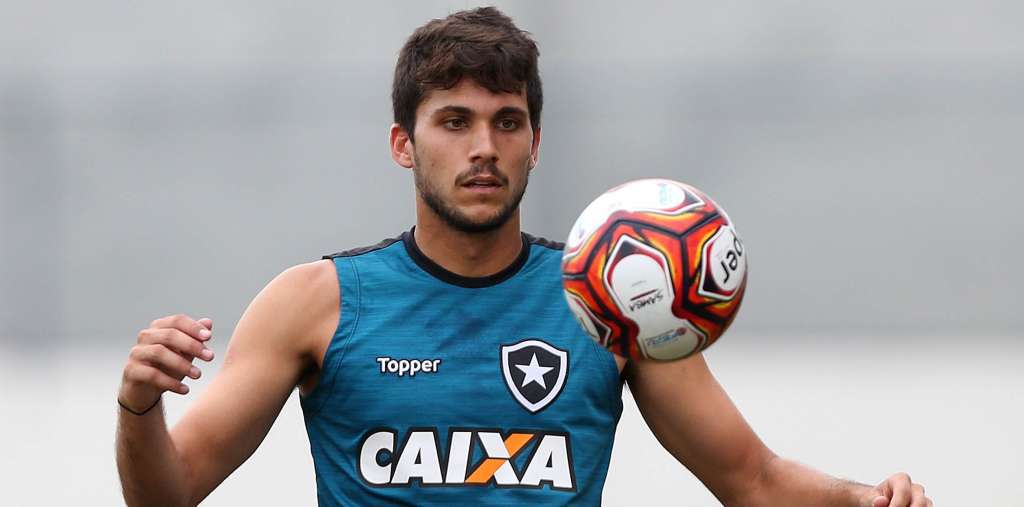 Igor Rabello elogiou o trabalho de Alberto Valentim (Foto: Botafogo)